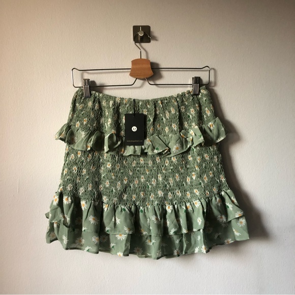 BRAND NEW SET✨ Love and other things skirt set - Picture 7 of 8